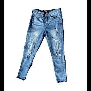 LuLaRoe Light Blue Distressed Skinny Jeans